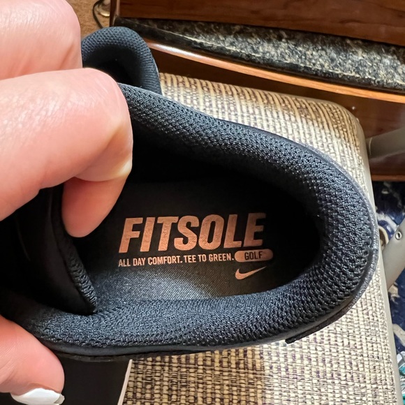 nike womens shoe size 9.5 like new. accept offers - Picture 5 of 5